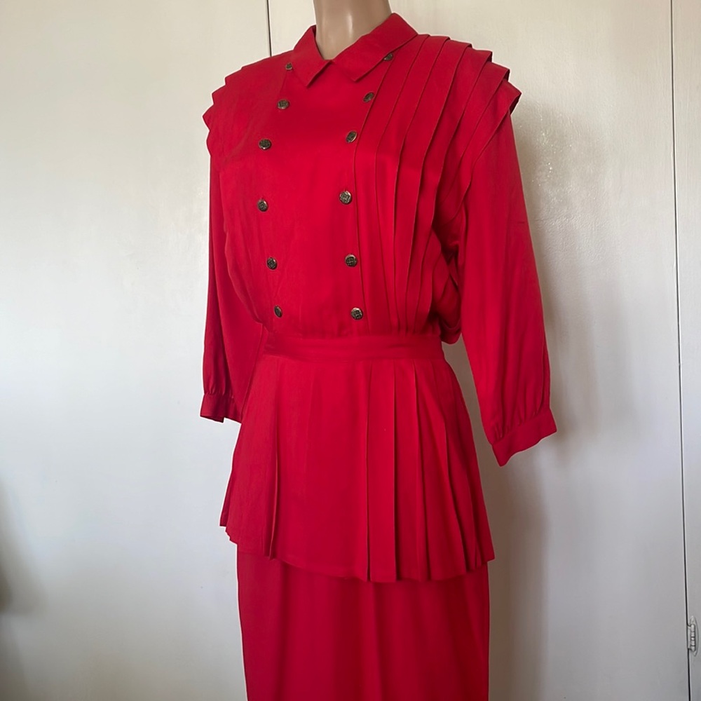 MOONGLOW by Helen Argyriou VINTAGE  Buttoned red color midi size M womens DRESS